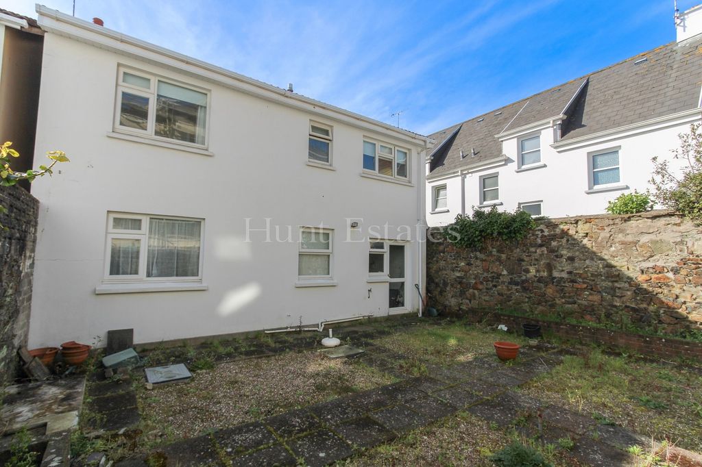 Property photo 2 of 16 Not Specified