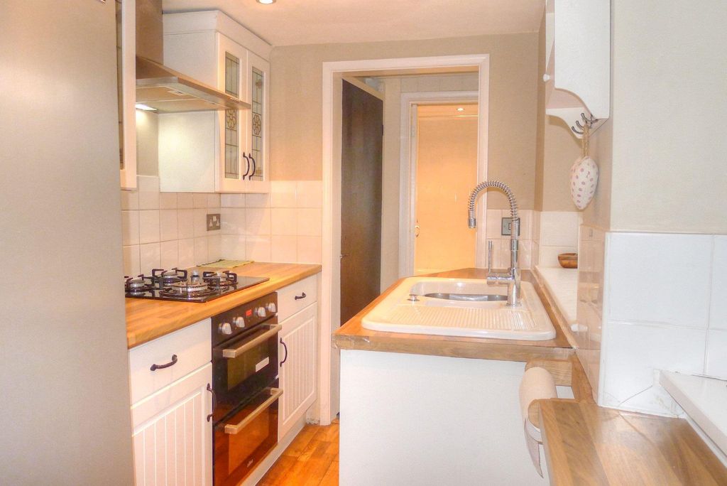 Property photo 2 of 6 View