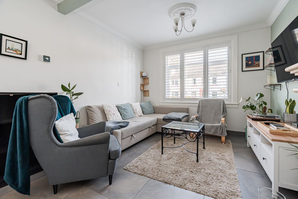 Property photo 2 of 23 Property Image 2