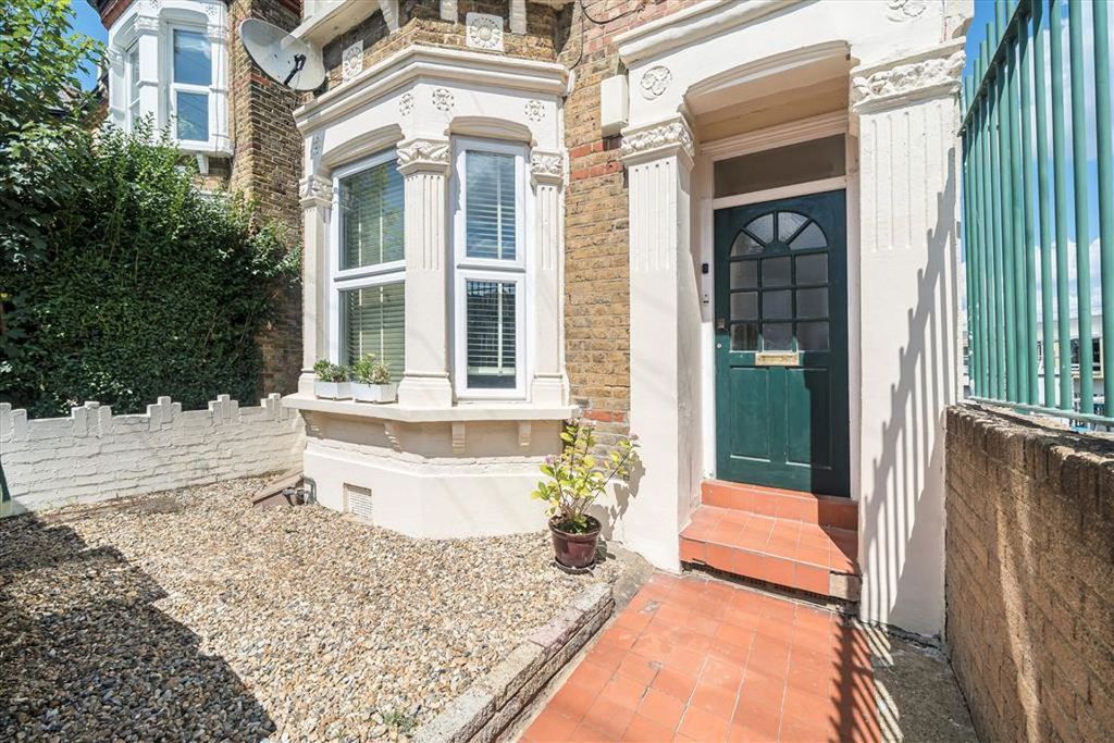 Property photo 1 of 6