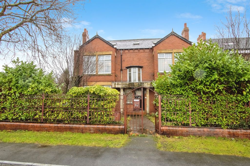 Property photo 2 of 19