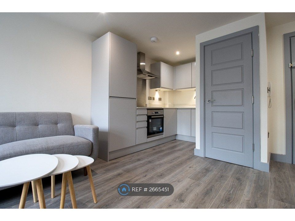 Property photo 2 of 12