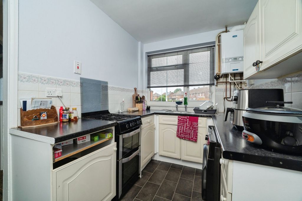 Property photo 2 of 17 Pbox-Img.Jpg
