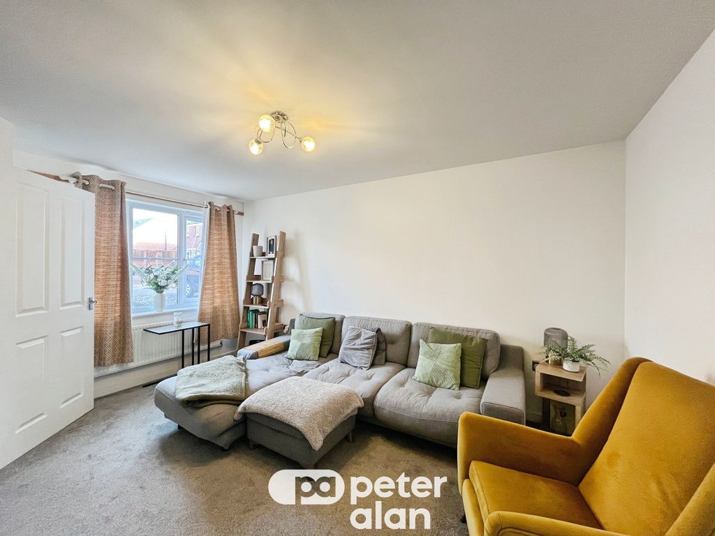 Property photo 3 of 13 Front