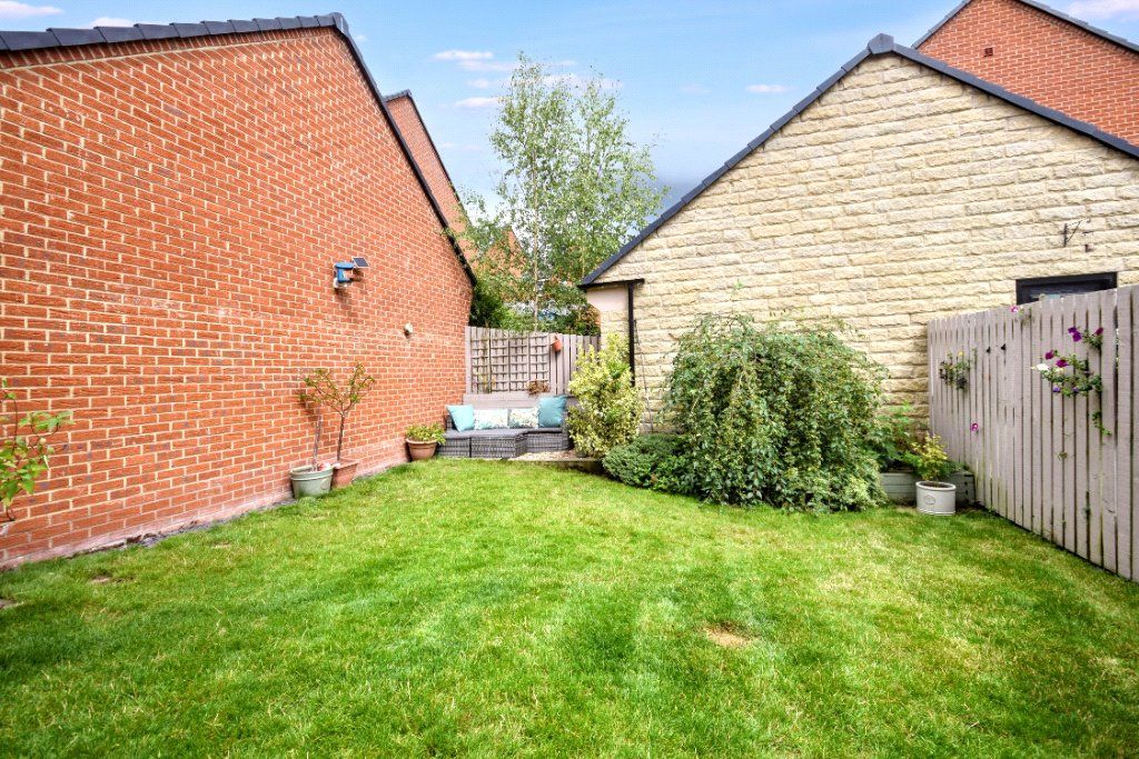 Property photo 2 of 21 Picture No. 18