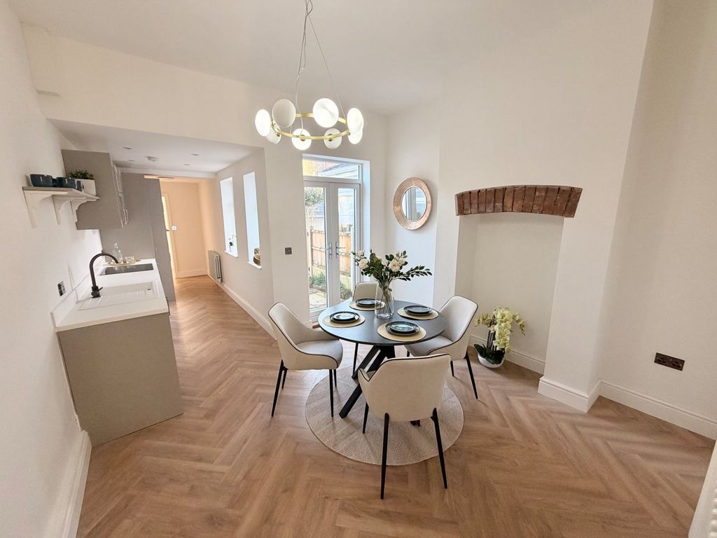 Property photo 3 of 15 Picture No. 08