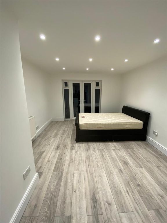 Property photo 1 of 9 1.Jpg