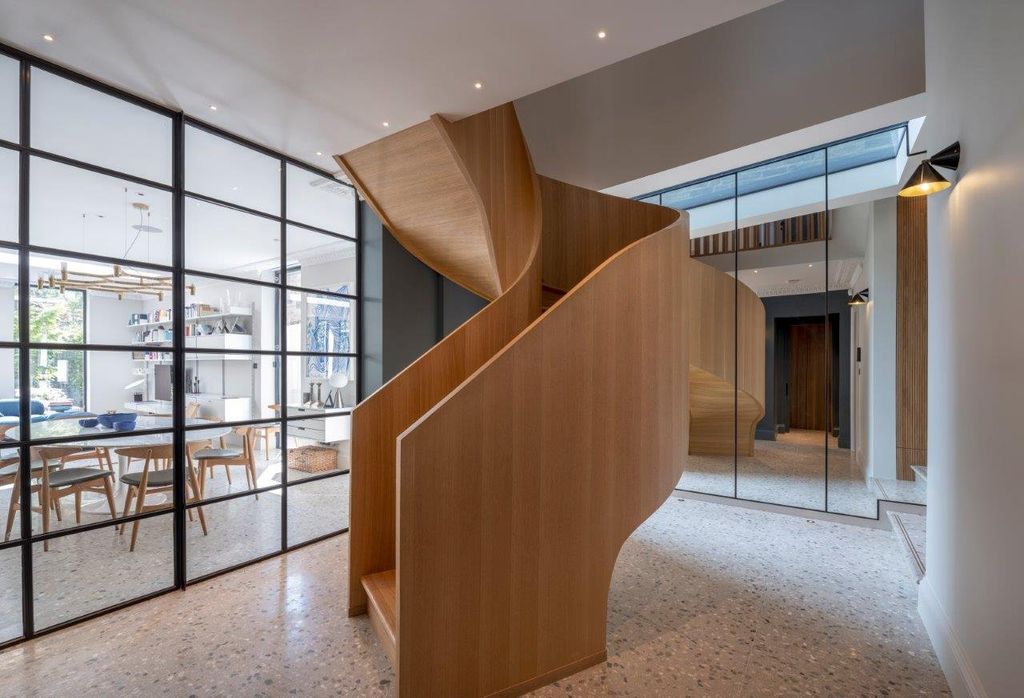 Property photo 2 of 16 Picture No. 05