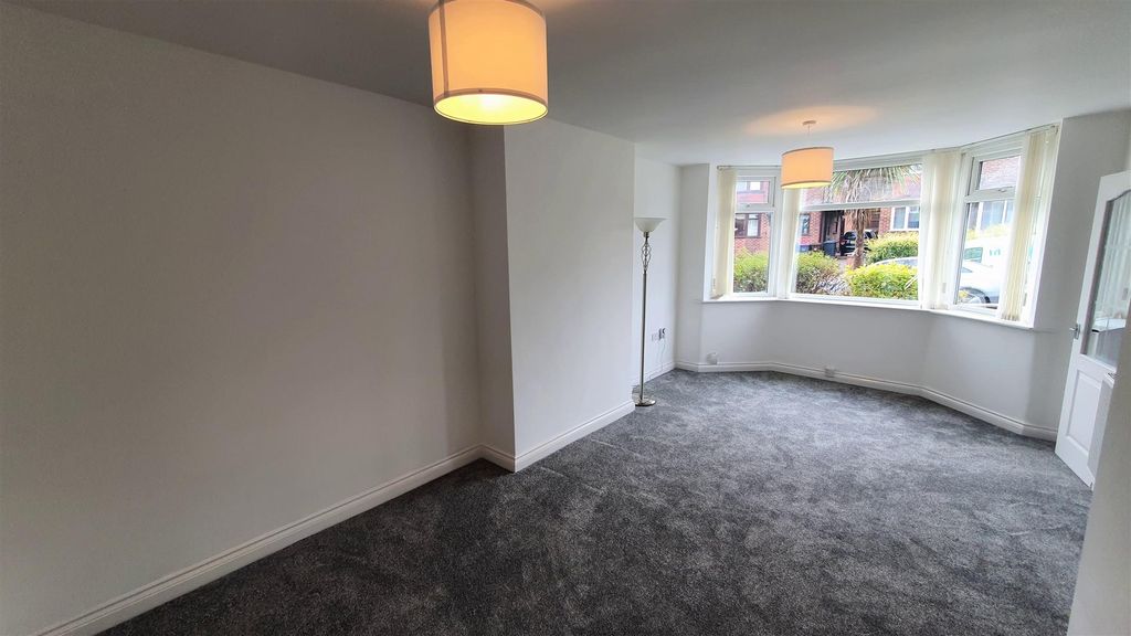 Property photo 2 of 37