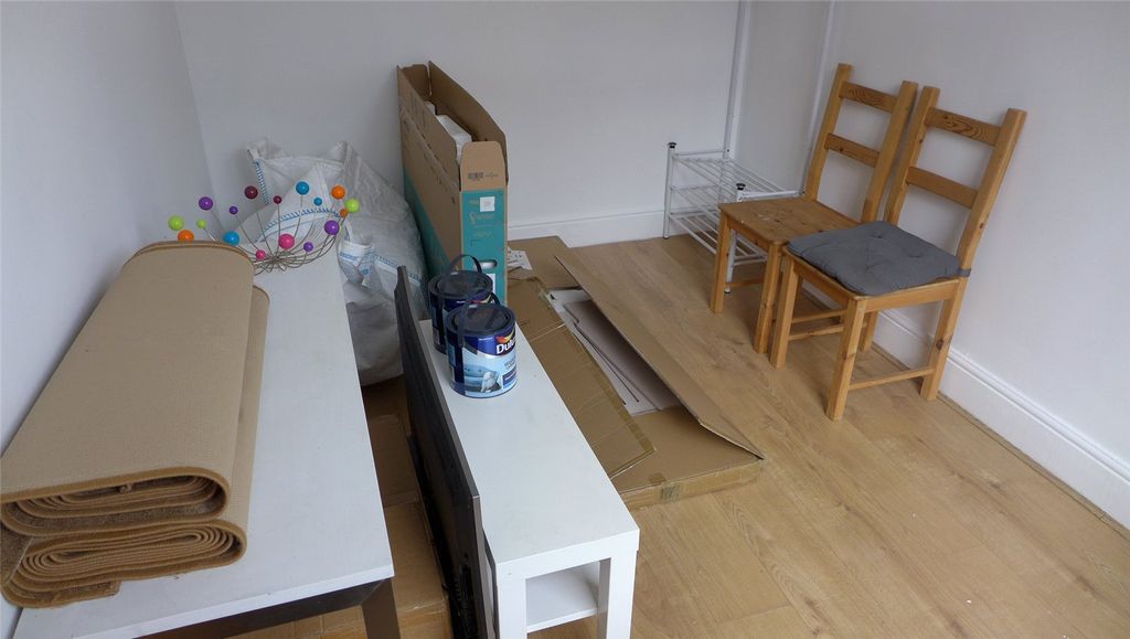 Property photo 3 of 7 Picture No. 04