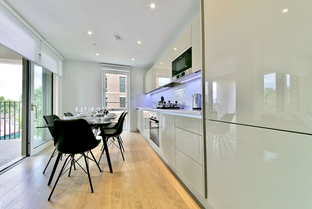 Property photo 2 of 17 Img_0480
