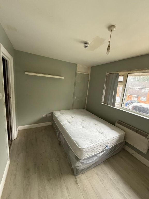 Property photo 1 of 4