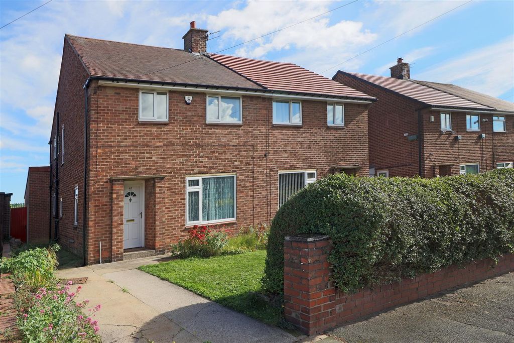 Property photo 1 of 10 External