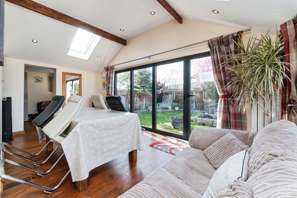 Property photo 3 of 20