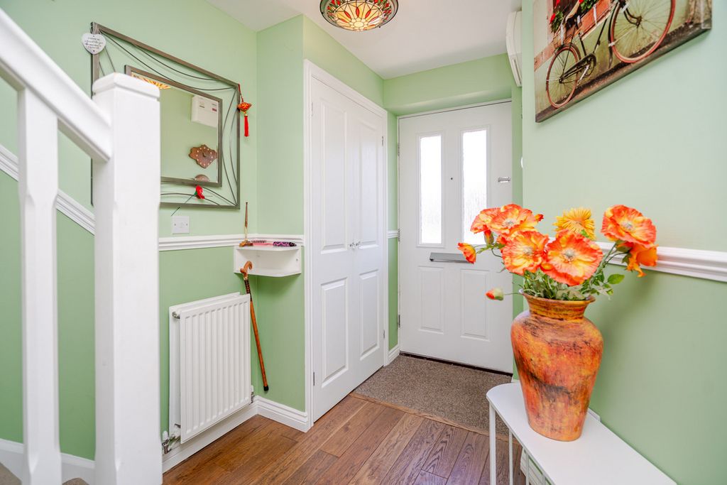 Property photo 3 of 22