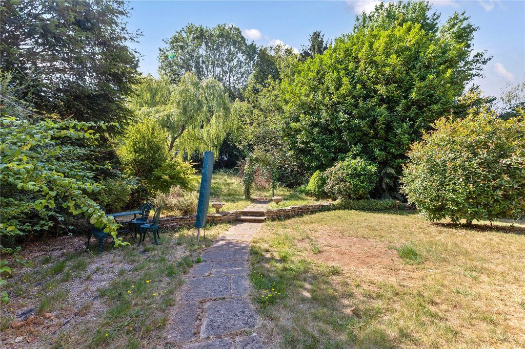 Property photo 2 of 18 Picture No. 32