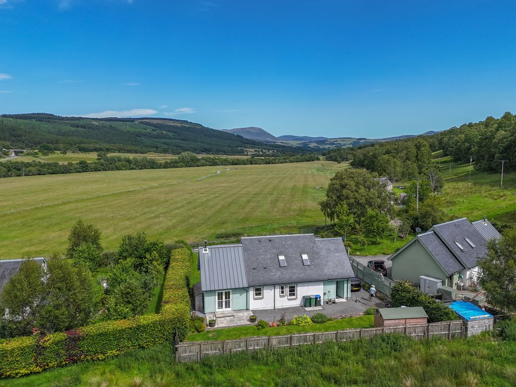 Property photo 3 of 37 Dji_20260709143300_0410_D
