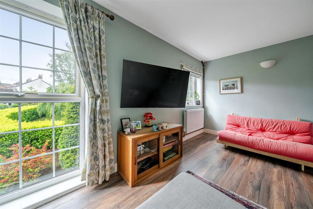 Property photo 3 of 18 1458298-8-6A0Ad90E42E8d.Jpg