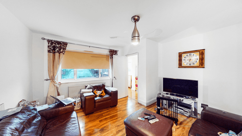 Property photo 1 of 29