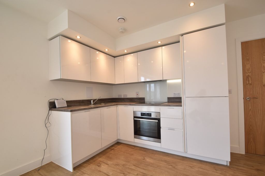 Property photo 3 of 8 2093793