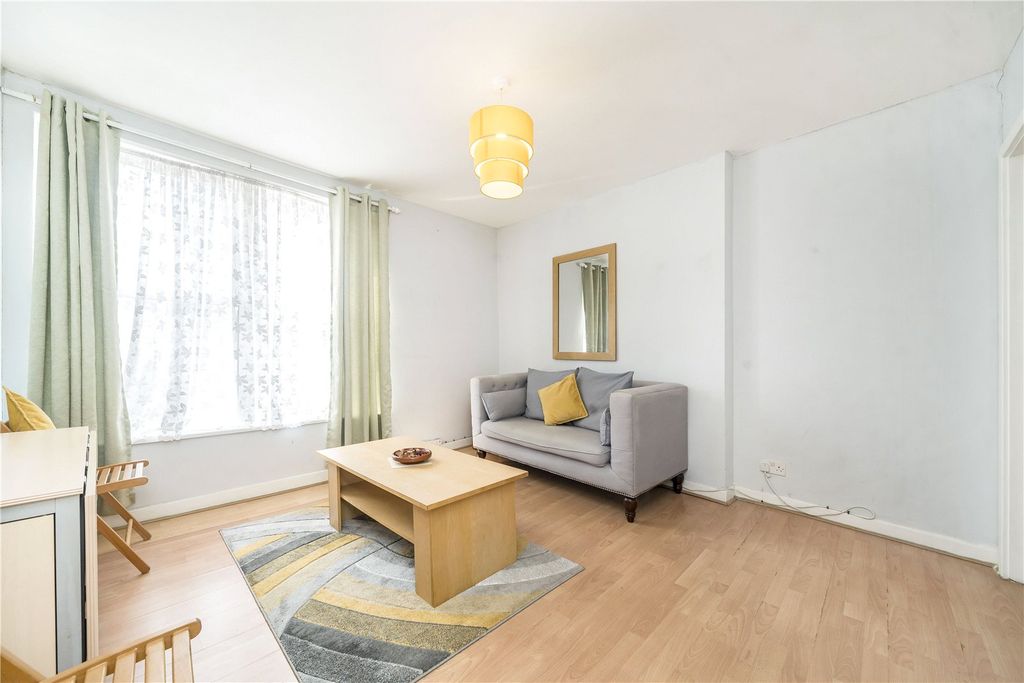 Property photo 1 of 6 Picture No. 07