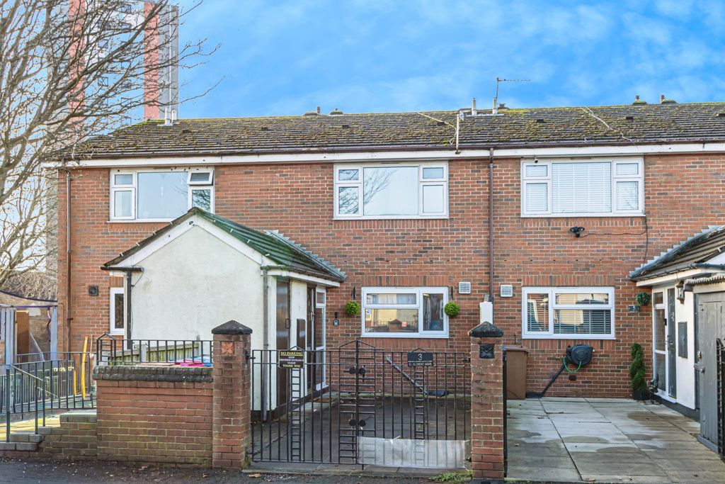 Property photo 1 of 15