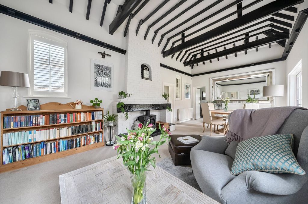 Property photo 3 of 35 Picture No. 10