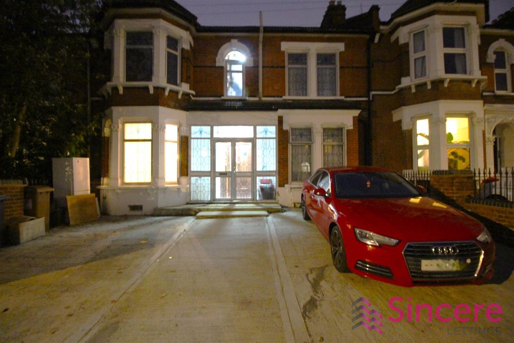 Property photo 2 of 9 1.Png