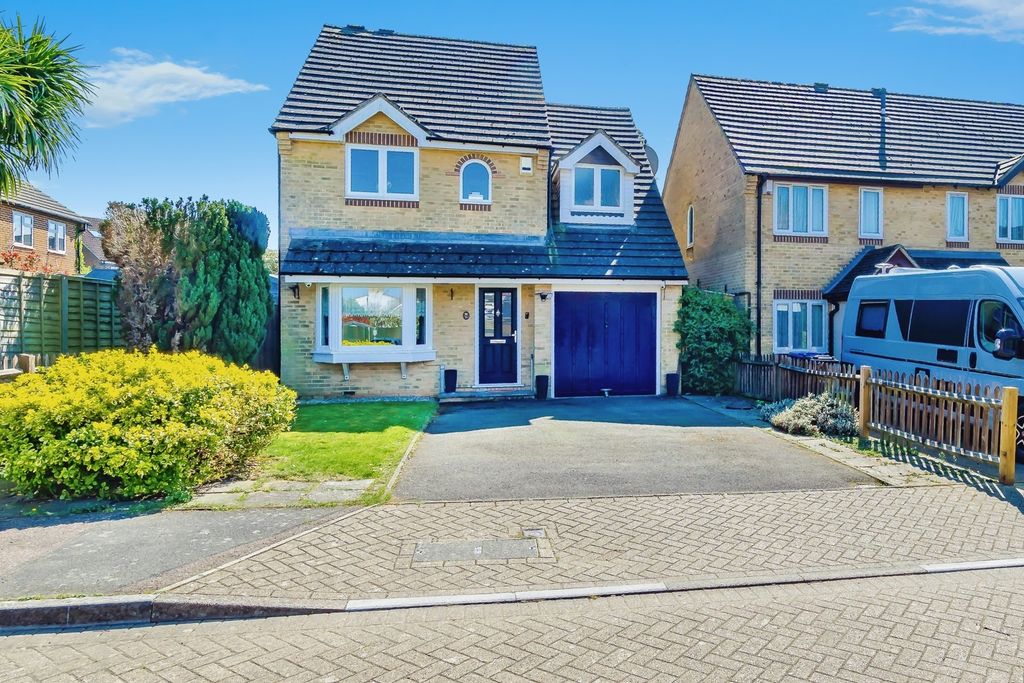 Property photo 1 of 17 Photo