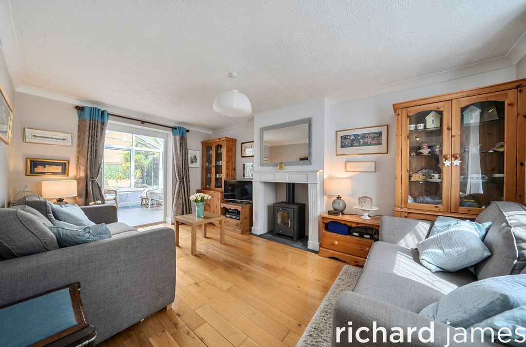 Property photo 3 of 20 F7Ae9386279648A0B8Eadf3Bcde4Ea3c