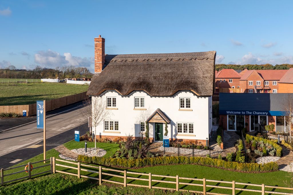 Property photo 1 of 11 Thatch_03