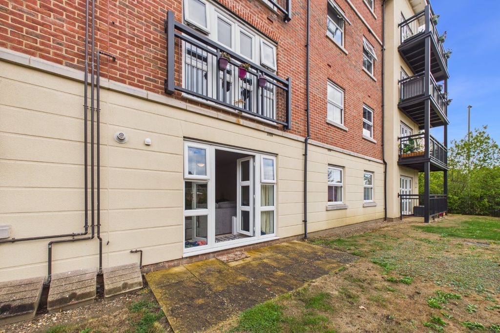 Property photo 2 of 11 Picture No. 11