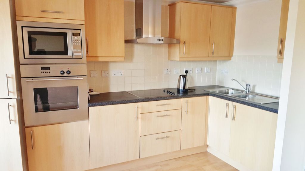 Property photo 3 of 8