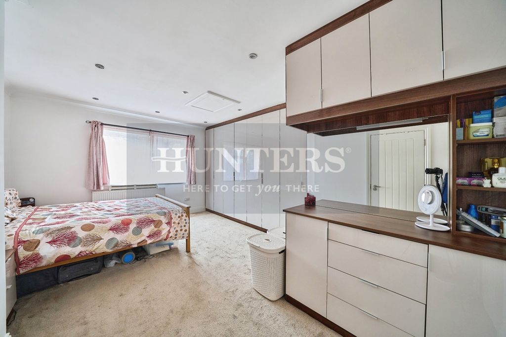 Property photo 2 of 28 Pbox-Img.Jpg