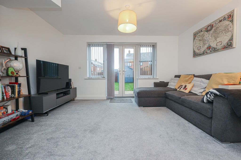 Property photo 3 of 19 5053233