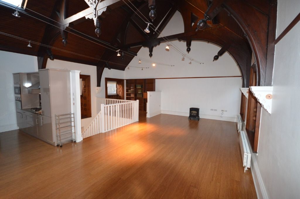 Property photo 2 of 12 Photo 2