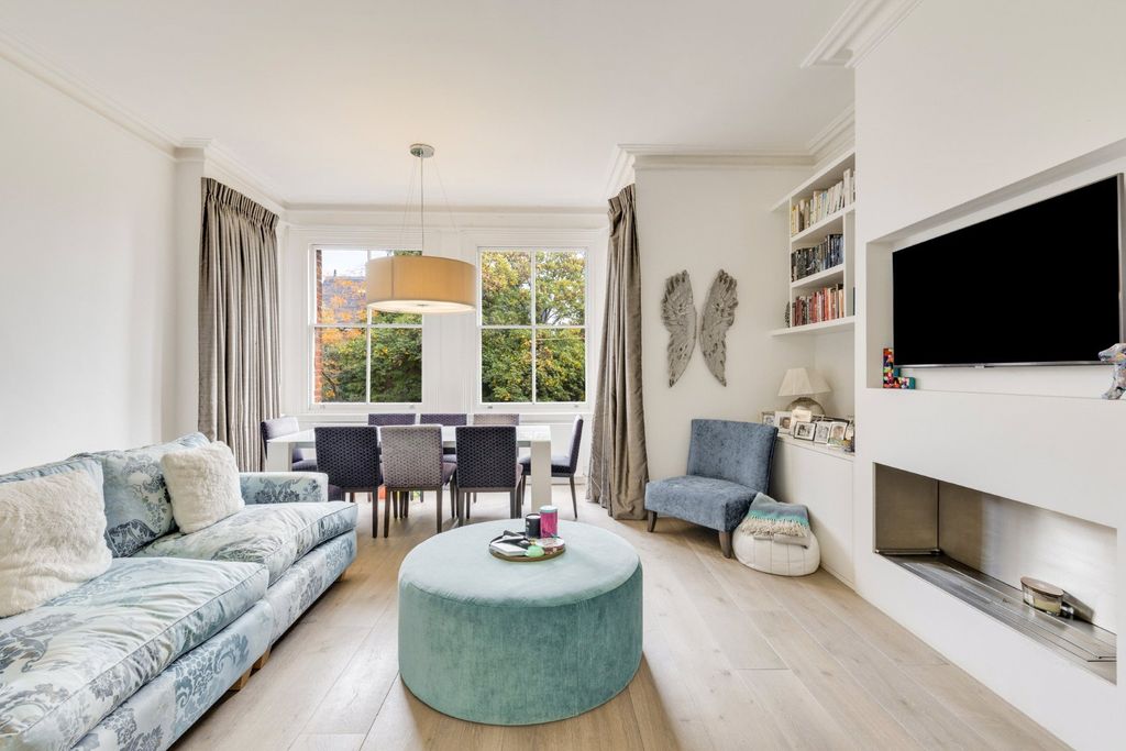 Property photo 2 of 13 Picture No. 18