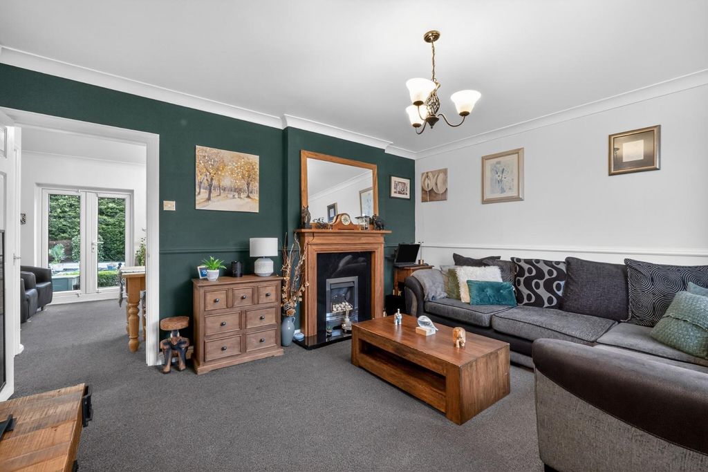 Property photo 2 of 20 Pnmb1112.Jpg