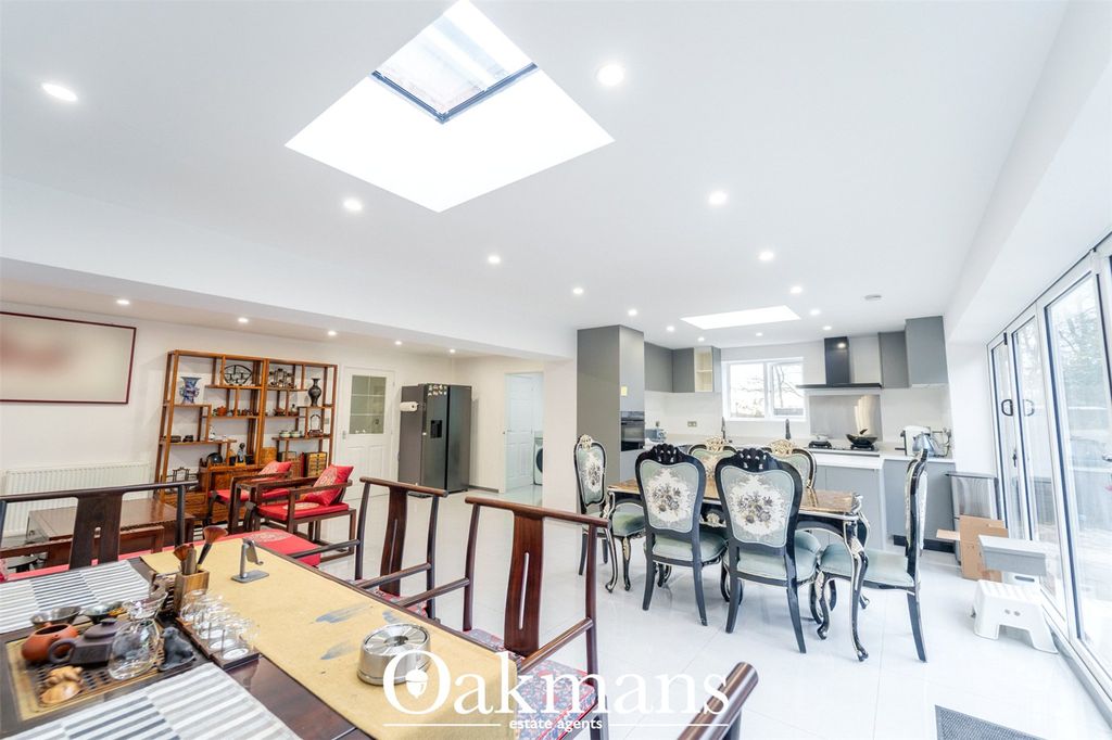 Property photo 2 of 47 Picture No. 31