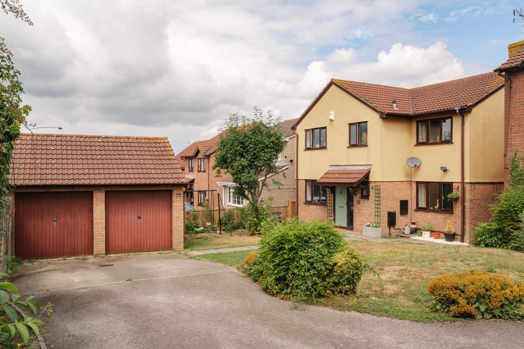 Property photo 1 of 23 35