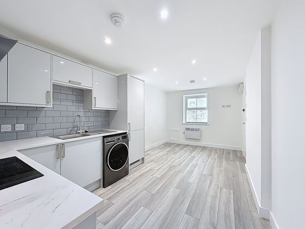 Property photo 2 of 11 Open Plan Living Room / Kitchen