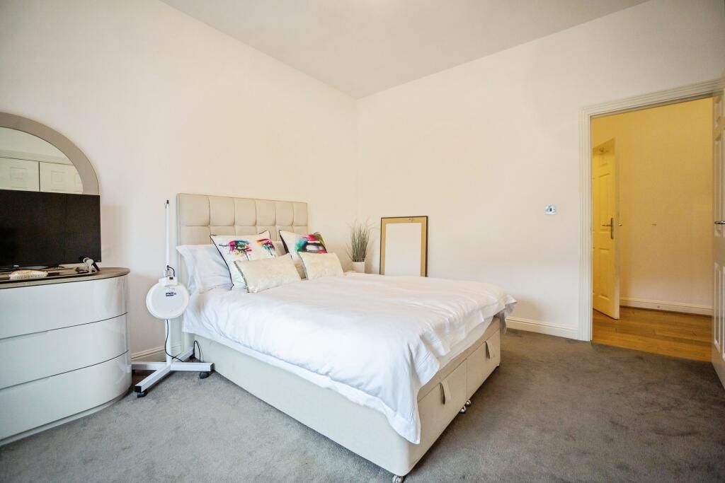 Additional image 19 of 3 bed flat for saleLiverymen Walk, Greenhithe DA9