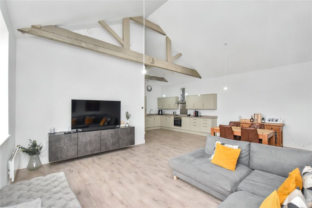 Property photo 1 of 18 Picture No. 48