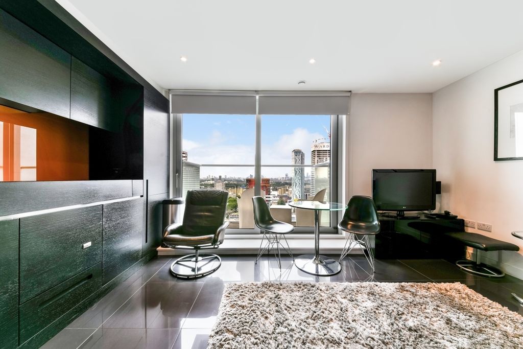 Property photo 2 of 11 Living