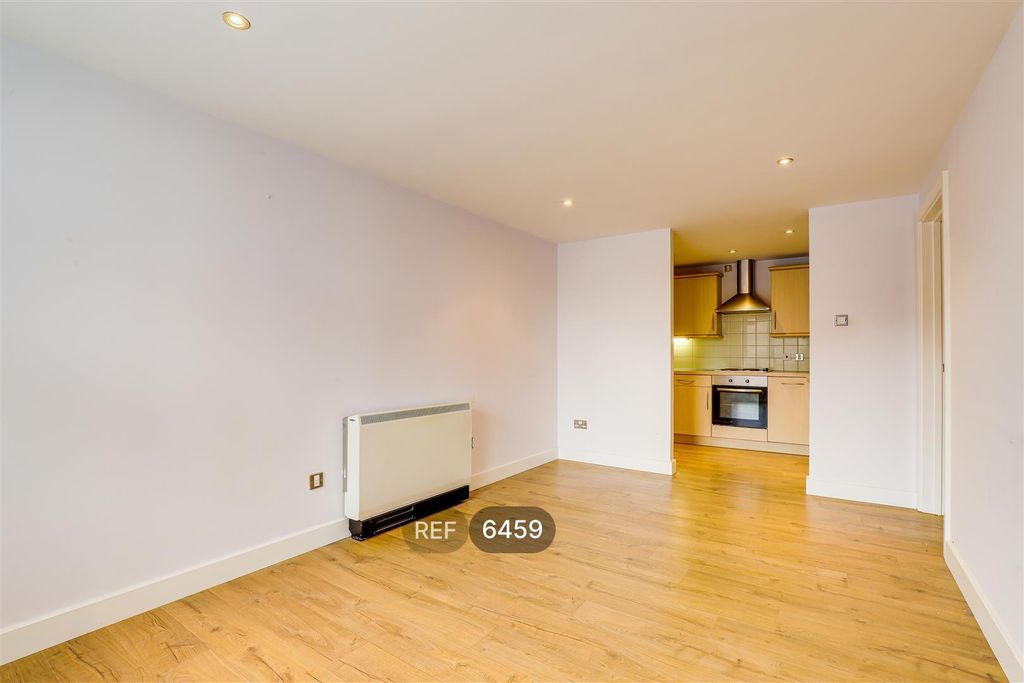 Property photo 3 of 14 Living Room