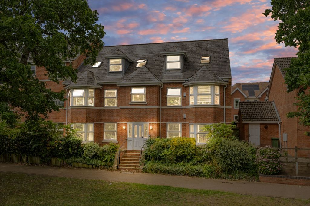 Property photo 1 of 13 Frontelevated
