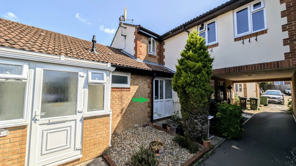 Property photo 1 of 6