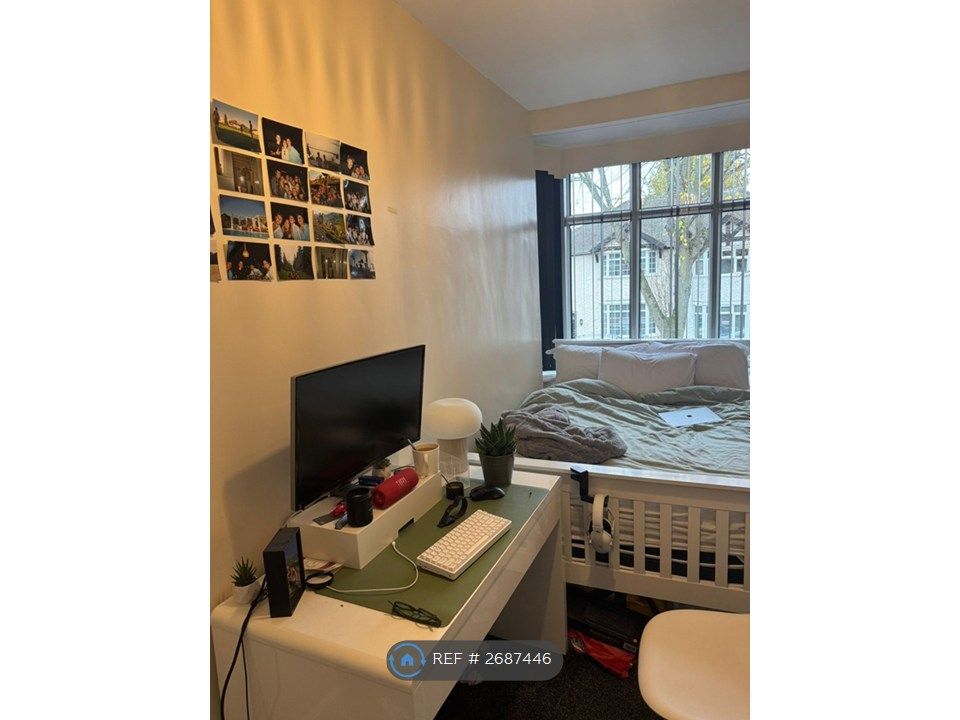 Property photo 2 of 6