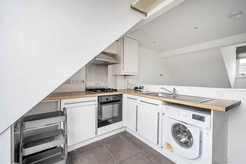 Property photo 2 of 16 Kitchen