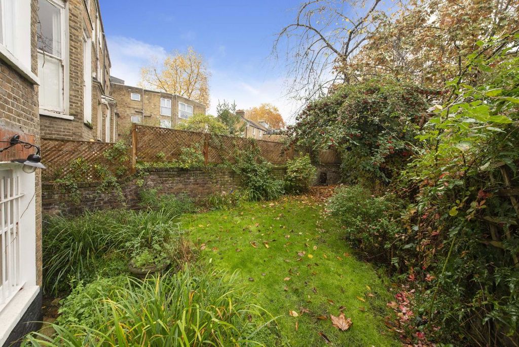 Property photo 3 of 10